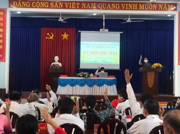 Hội đồng nhân dân xã Cẩm Giang, huyện Gò Dầu: Tổ chức kỳ họp thứ hai (kỳ họp thường lệ) khóa XII, nhiệm kỳ 2021-2026